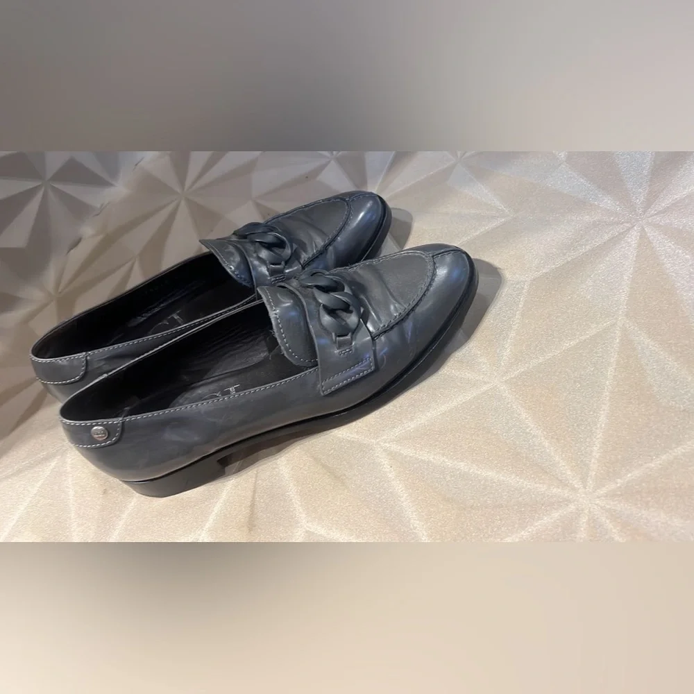 AGL Gray Leather Loafers size EU40
